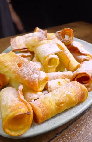 Crispy Sakarkand Chips – Sugar Glazed Magic!