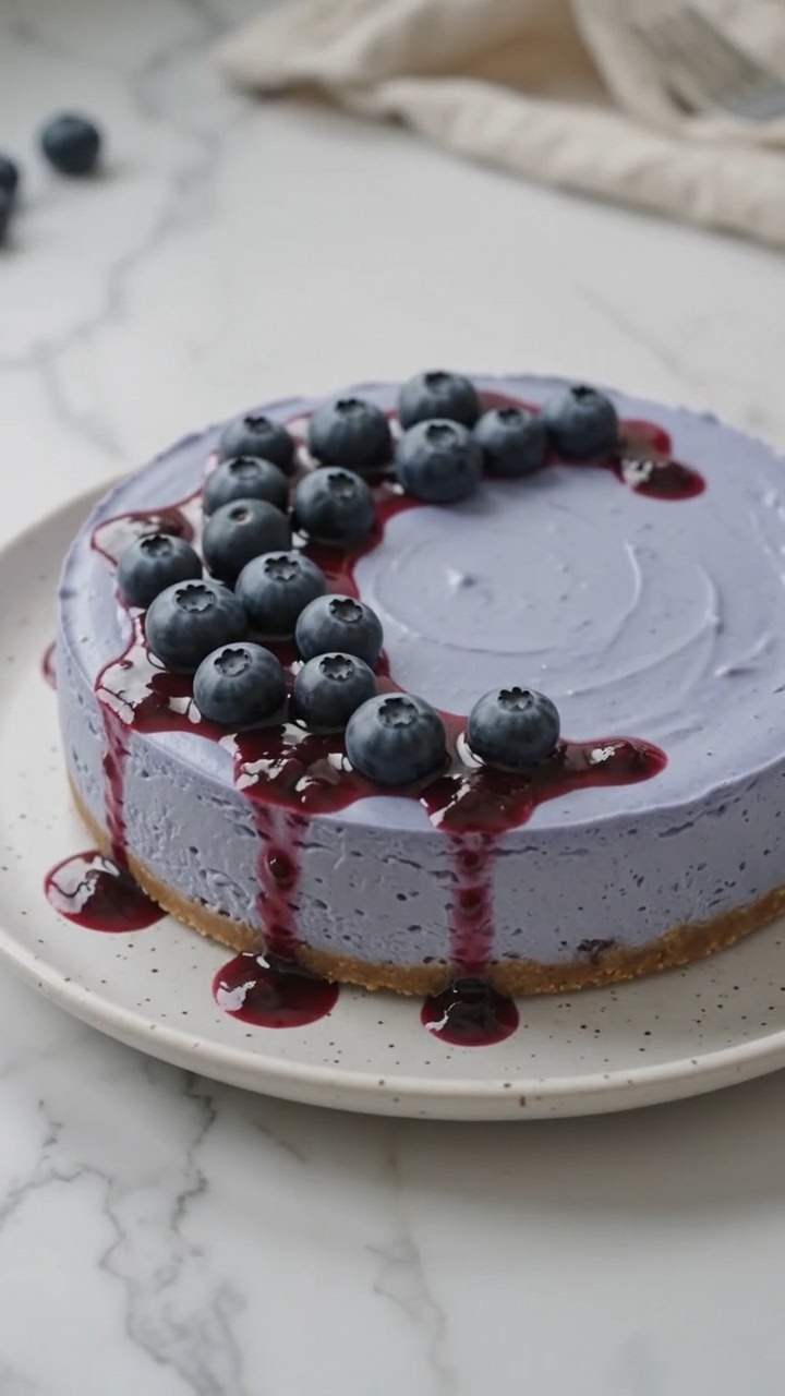 3-Ingredient Blueberry Cheesecake